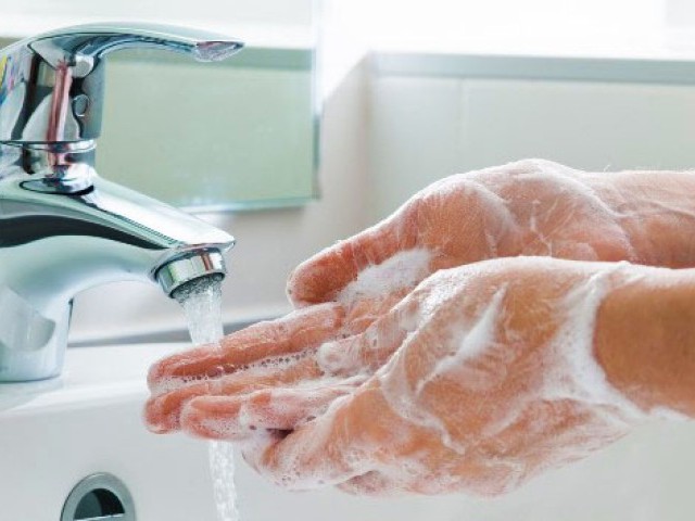 Психологи запевняють, що миття рук знижує рівень стресу